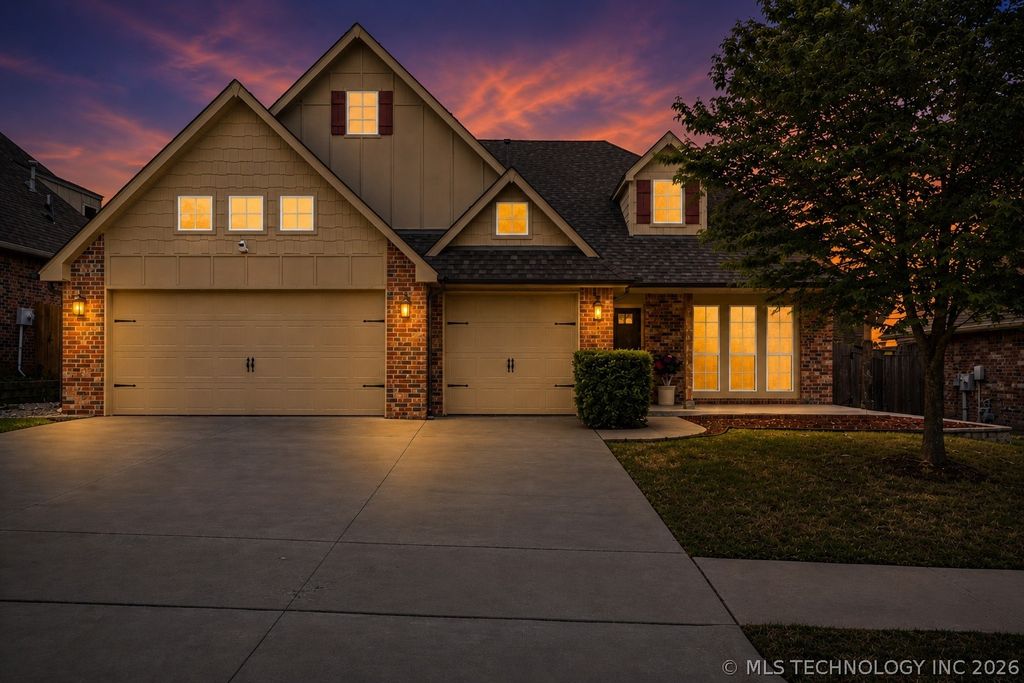 13412 S 19th Place, Bixby, OK 74008