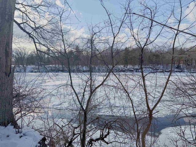 54 Campbello Street, Hudson, NH 03051