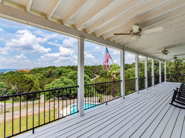 22401 Briarview DR, Spicewood, TX 78669