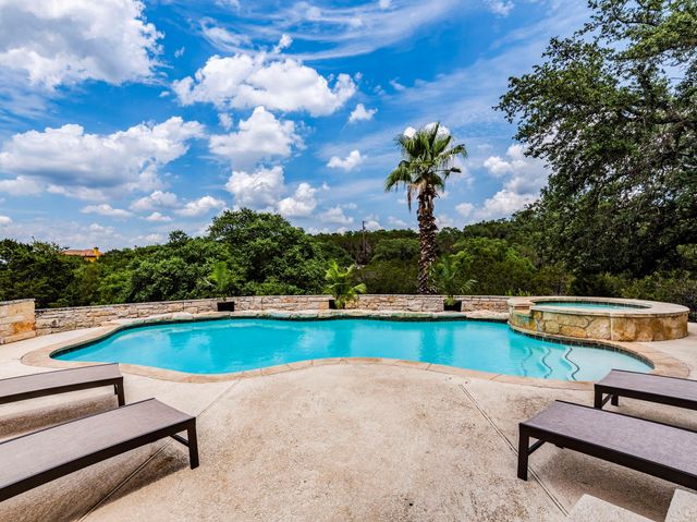22401 Briarview DR, Spicewood, TX 78669