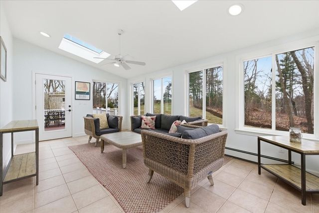 32 Snyder Rd, Medfield, MA 02052