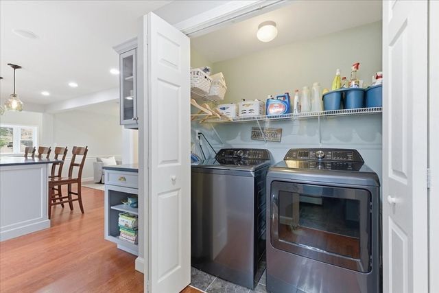 32 Snyder Rd, Medfield, MA 02052