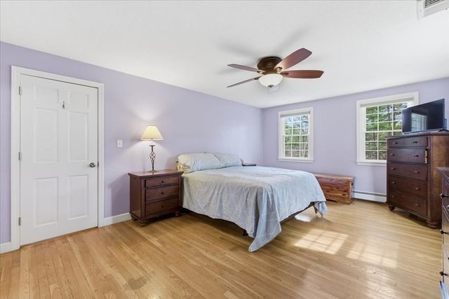 32 Snyder Rd, Medfield, MA 02052