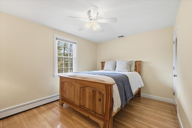 32 Snyder Rd, Medfield, MA 02052