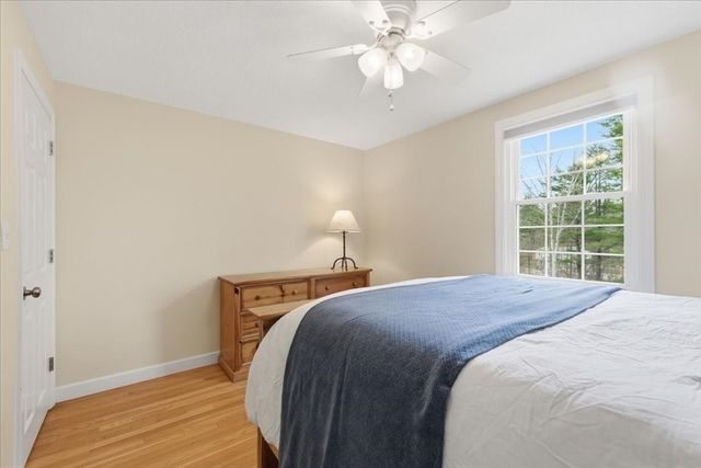 32 Snyder Rd, Medfield, MA 02052