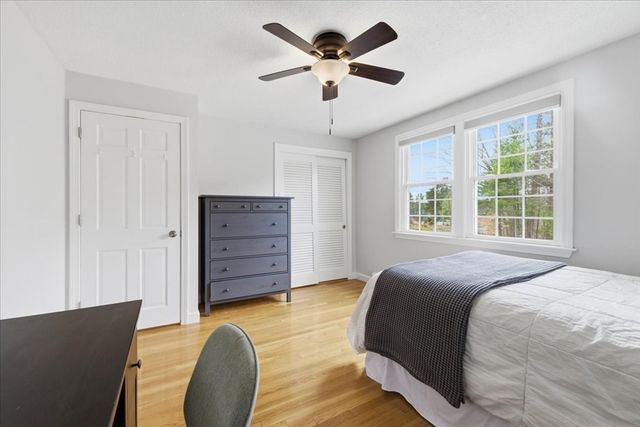 32 Snyder Rd, Medfield, MA 02052