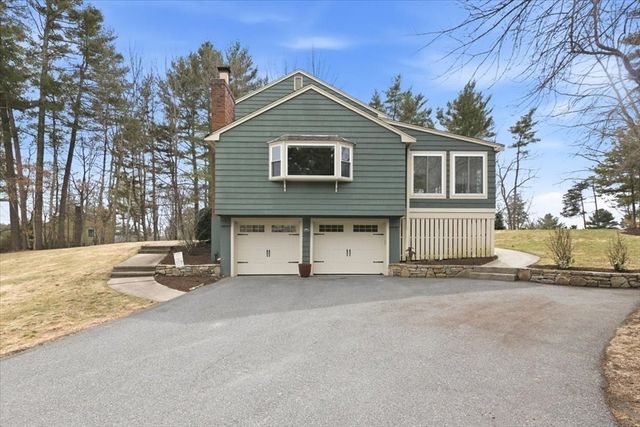 32 Snyder Rd, Medfield, MA 02052