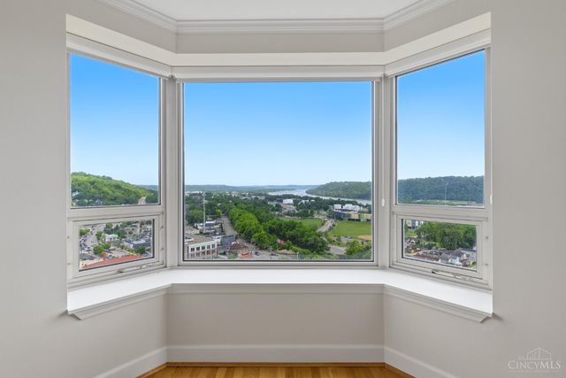 3435 Golden Avenue, Cincinnati, OH 45226