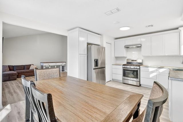 1749 Dawn Breeze Dr, Corpus Christi, TX 78412