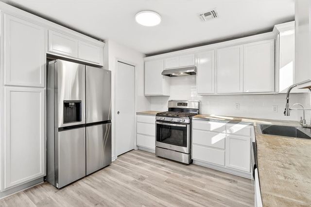 1749 Dawn Breeze Dr, Corpus Christi, TX 78412