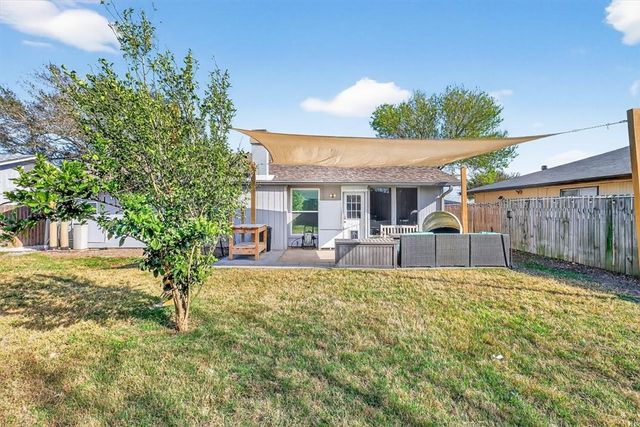 1749 Dawn Breeze Dr, Corpus Christi, TX 78412