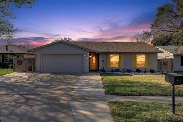 1749 Dawn Breeze Dr, Corpus Christi, TX 78412