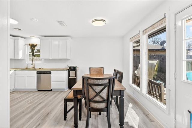 1749 Dawn Breeze Dr, Corpus Christi, TX 78412