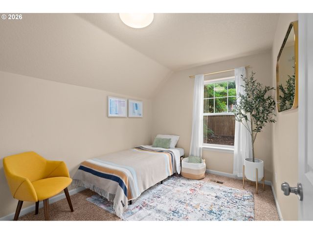 9066 Sw MONTEREY Pl, Portland, OR 97225