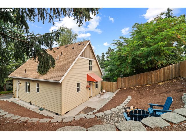 9066 Sw MONTEREY Pl, Portland, OR 97225