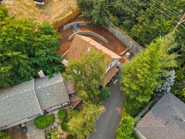 9066 Sw MONTEREY Pl, Portland, OR 97225