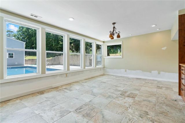 6592 Rufus Bryant Road, Dahlonega, GA 30533