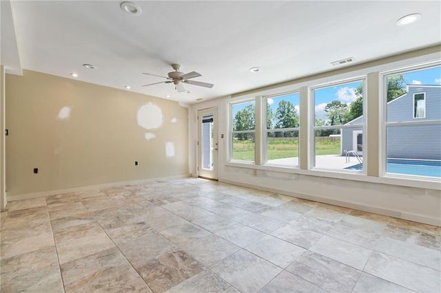 6592 Rufus Bryant Road, Dahlonega, GA 30533