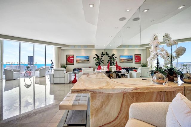 21200 Point Place PH2804, Aventura, FL 33180