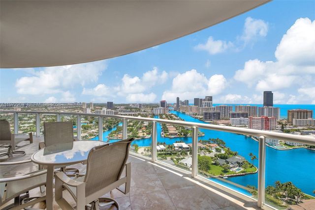 21200 Point Place PH2804, Aventura, FL 33180