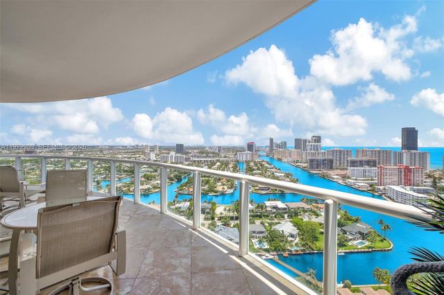 21200 Point Place PH2804, Aventura, FL 33180