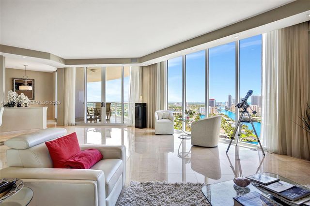 21200 Point Place PH2804, Aventura, FL 33180