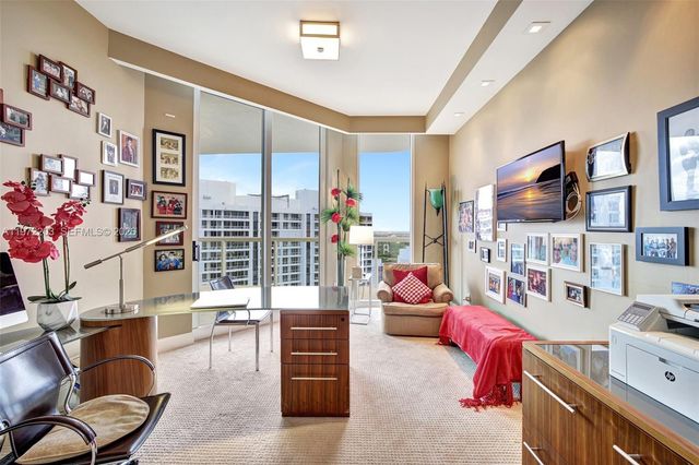 21200 Point Place PH2804, Aventura, FL 33180