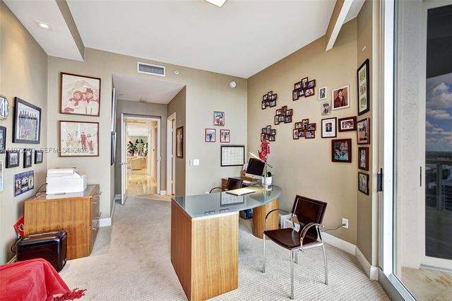 21200 Point Place PH2804, Aventura, FL 33180