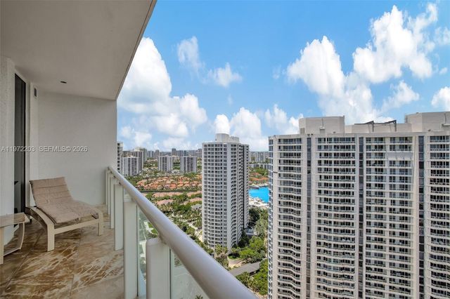 21200 Point Place PH2804, Aventura, FL 33180
