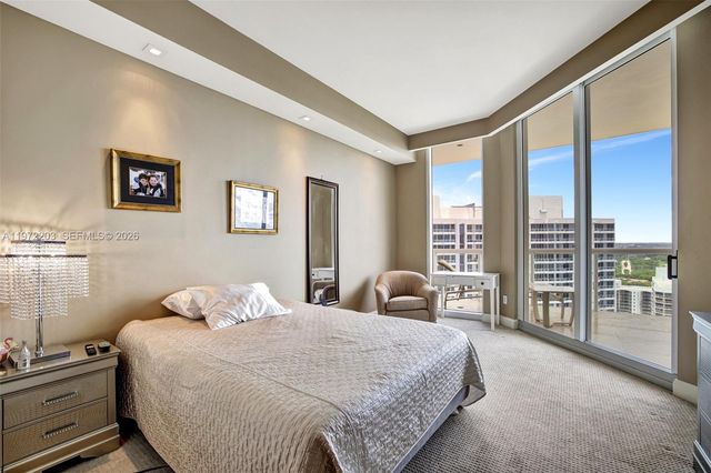 21200 Point Place PH2804, Aventura, FL 33180