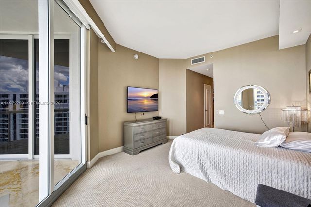 21200 Point Place PH2804, Aventura, FL 33180