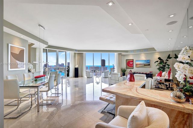 21200 Point Place PH2804, Aventura, FL 33180