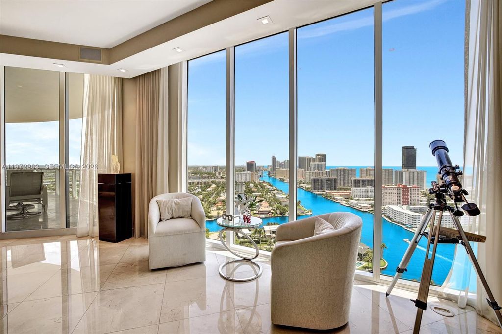 21200 Point Place PH2804, Aventura, FL 33180