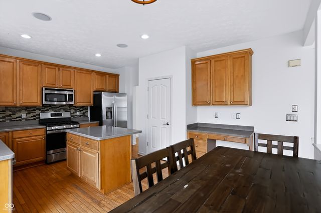 13973 Avalon East Drive, Fishers, IN 46037