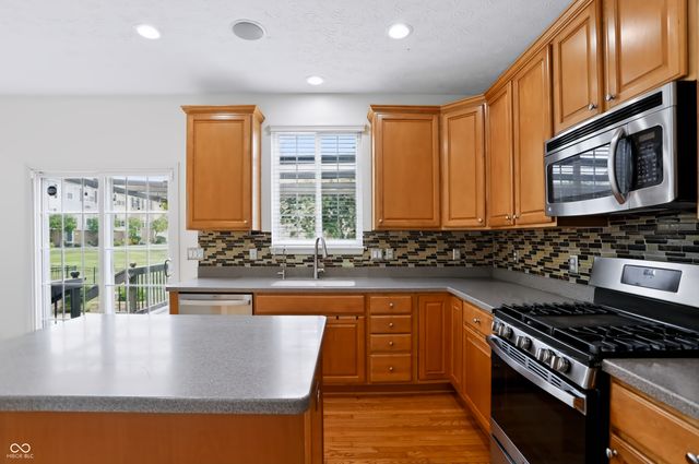 13973 Avalon East Drive, Fishers, IN 46037
