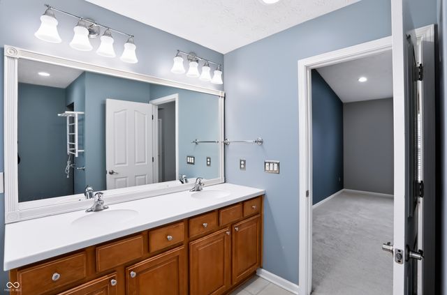 13973 Avalon East Drive, Fishers, IN 46037
