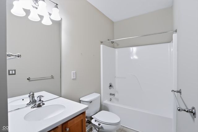13973 Avalon East Drive, Fishers, IN 46037