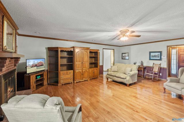 2050 Hickory Trail NE, Arab, AL 35016