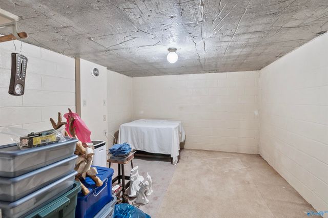 2050 Hickory Trail NE, Arab, AL 35016