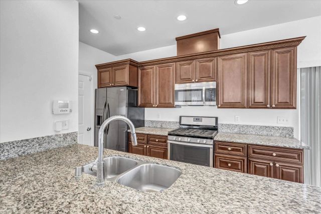 946 11Th, Imperial Beach, CA 91932