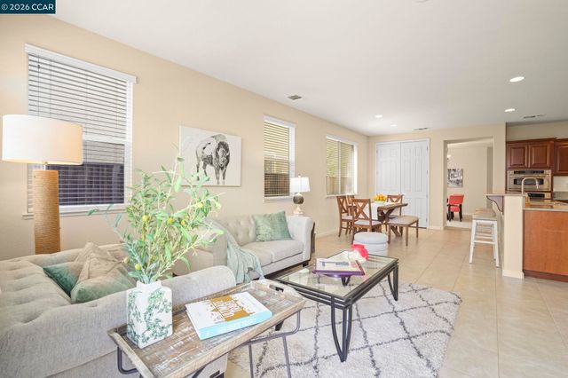 507 Livingston Court, Discovery Bay, CA 94505