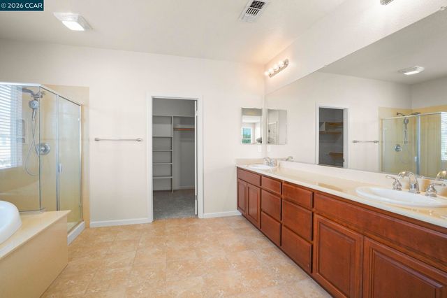 507 Livingston Court, Discovery Bay, CA 94505