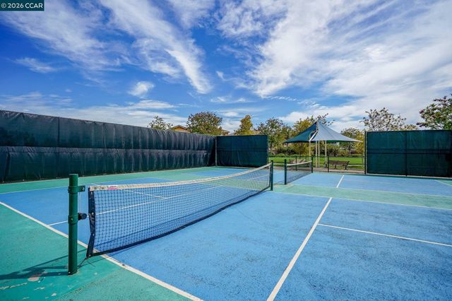 507 Livingston Court, Discovery Bay, CA 94505