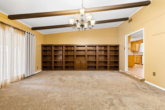 406 S Orchid Dr, White Oak, TX 75693