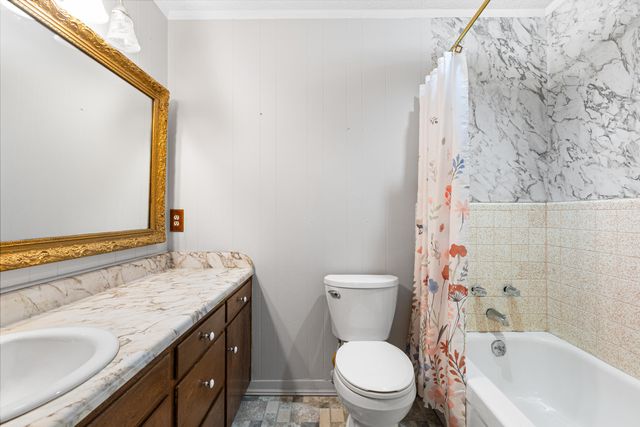 406 S Orchid Dr, White Oak, TX 75693