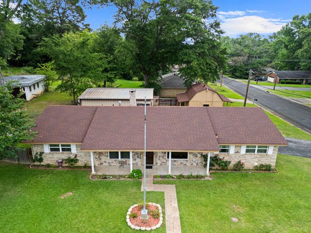 406 S Orchid Dr, White Oak, TX 75693