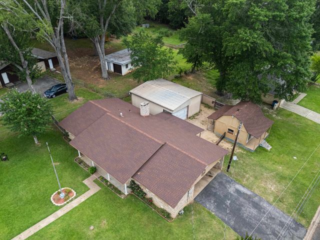 406 S Orchid Dr, White Oak, TX 75693