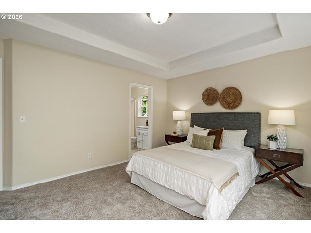 1277 Ne KINNEY St, Hillsboro, OR 97124