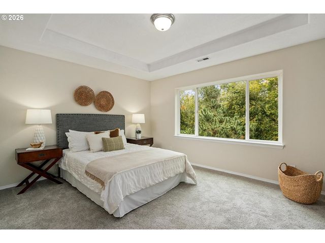 1277 Ne KINNEY St, Hillsboro, OR 97124