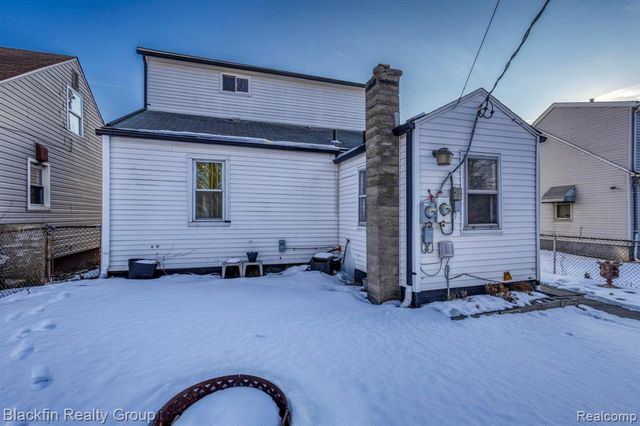 8441 Fisher Avenue, Warren, MI 48089